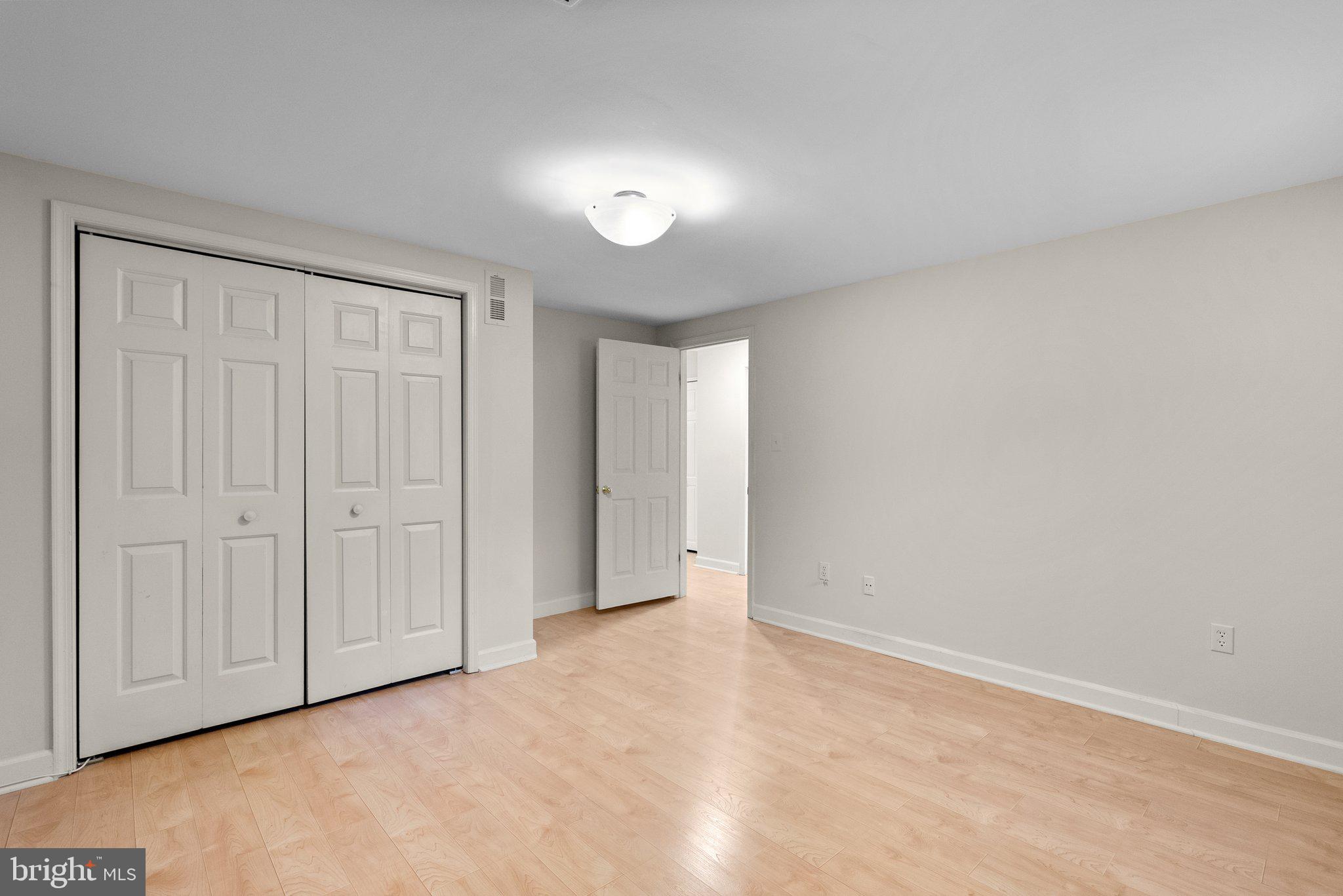 1 Cedarwood Ct