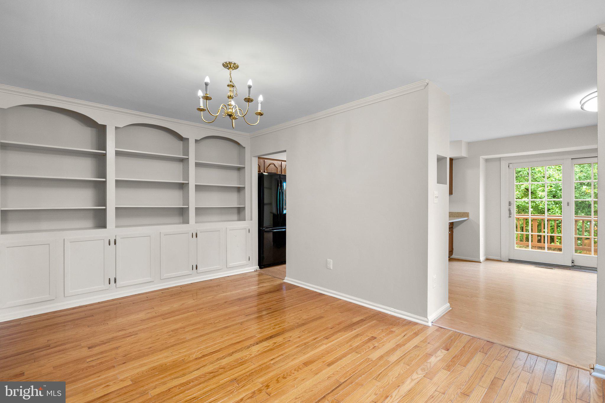 1 Cedarwood Ct