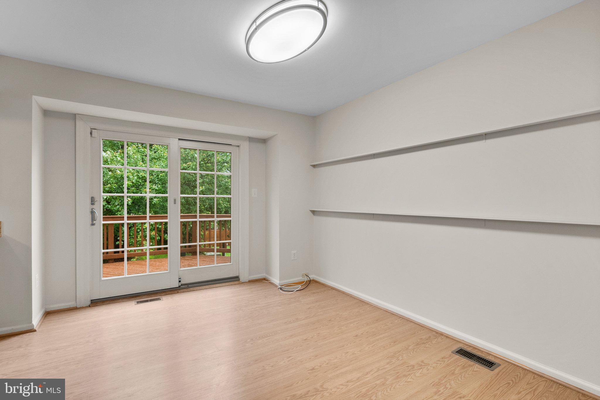 1 Cedarwood Ct