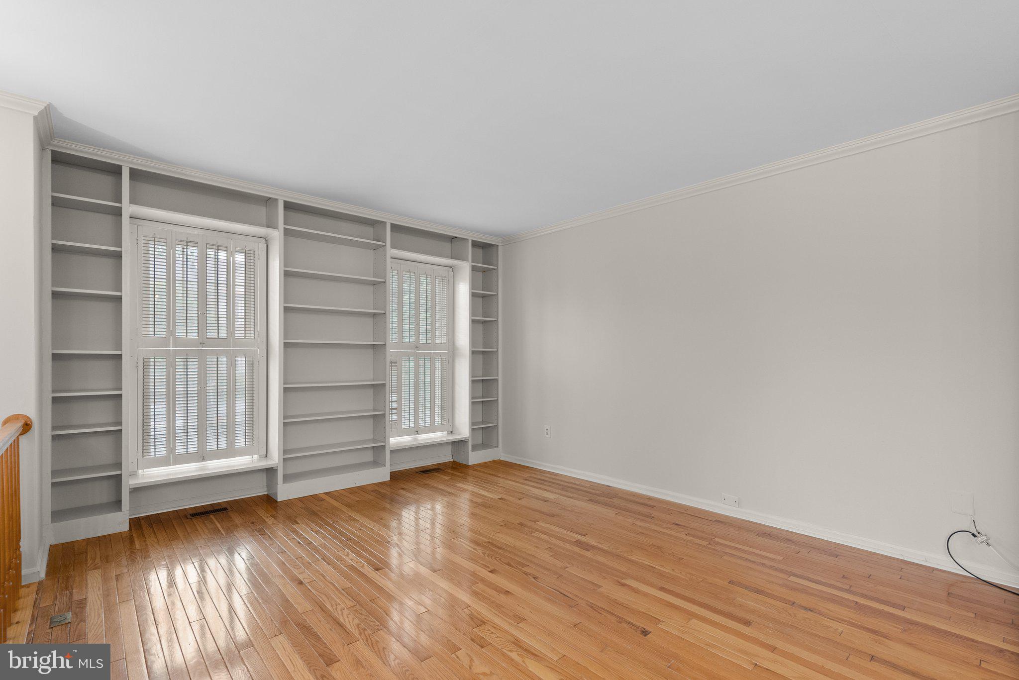 1 Cedarwood Ct