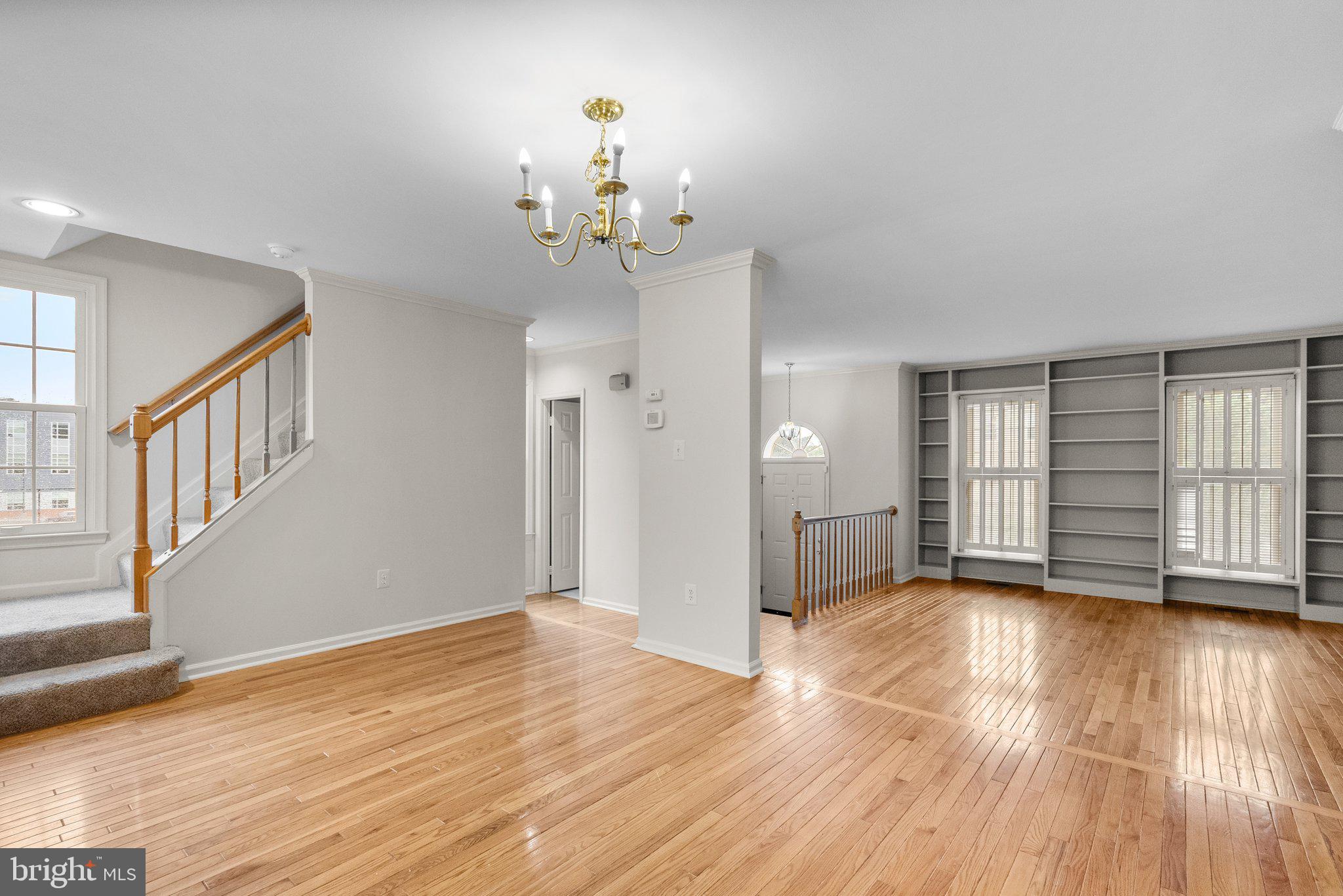 1 Cedarwood Ct