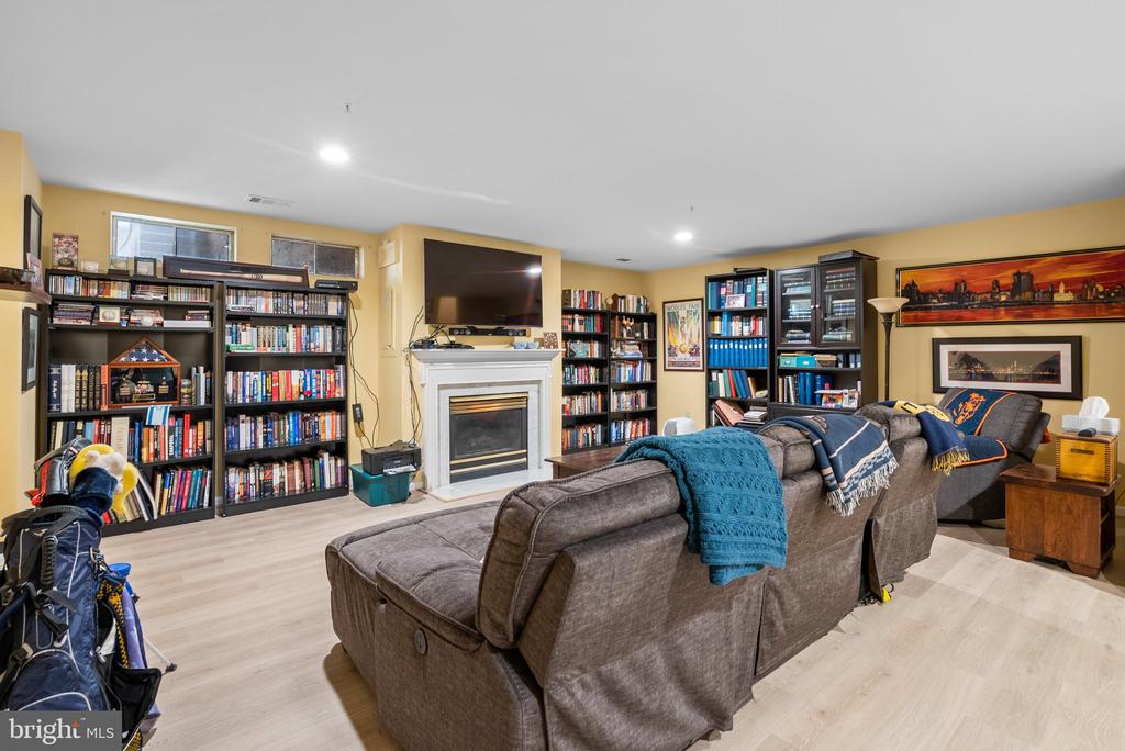 13637 Ansel Ter