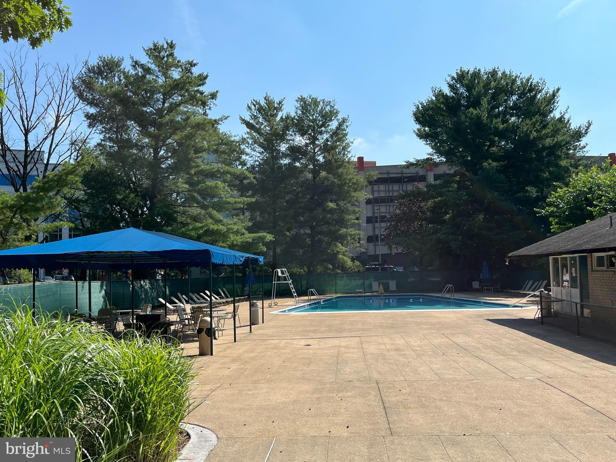 9701 Fields Rd #1100