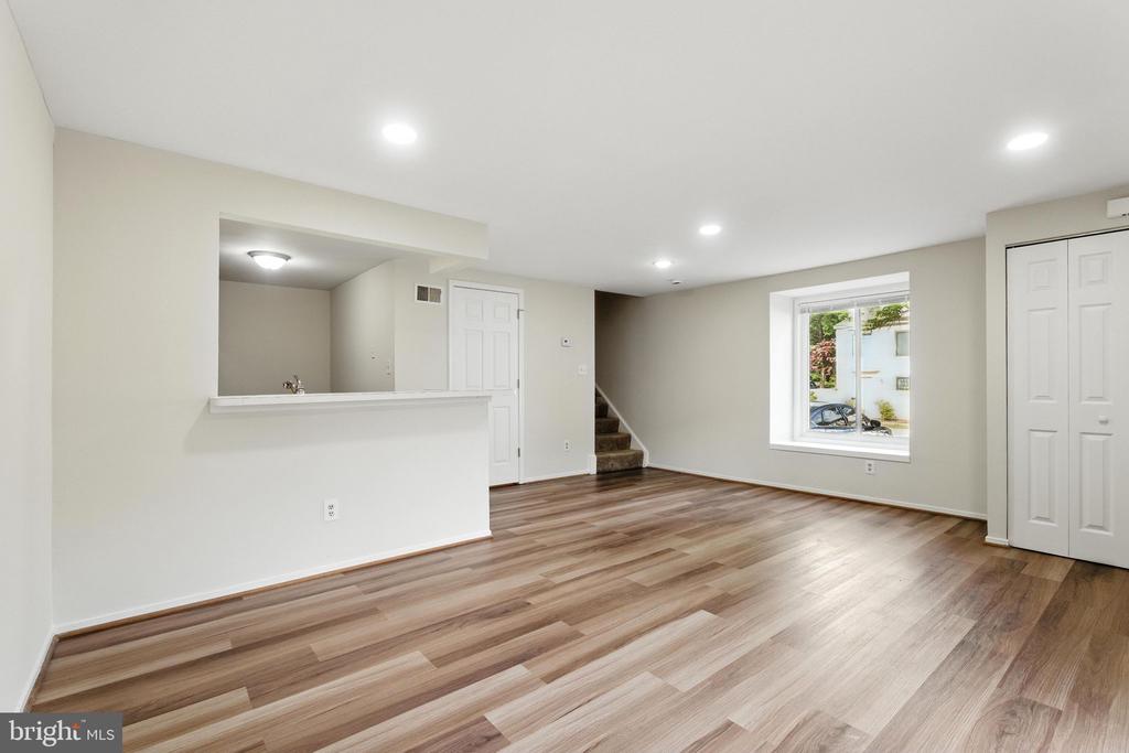 9389 CHADBURN PLACE