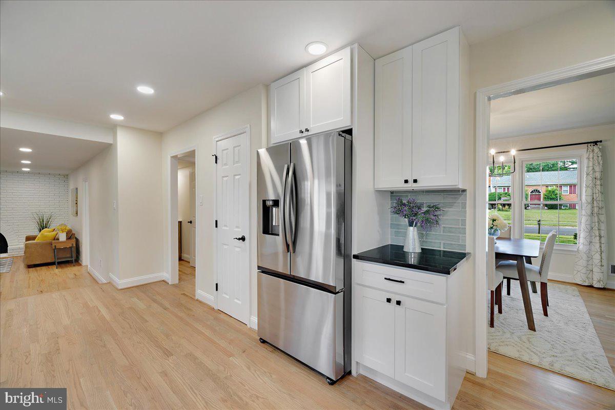 13517 MIDDLEVALE LANE