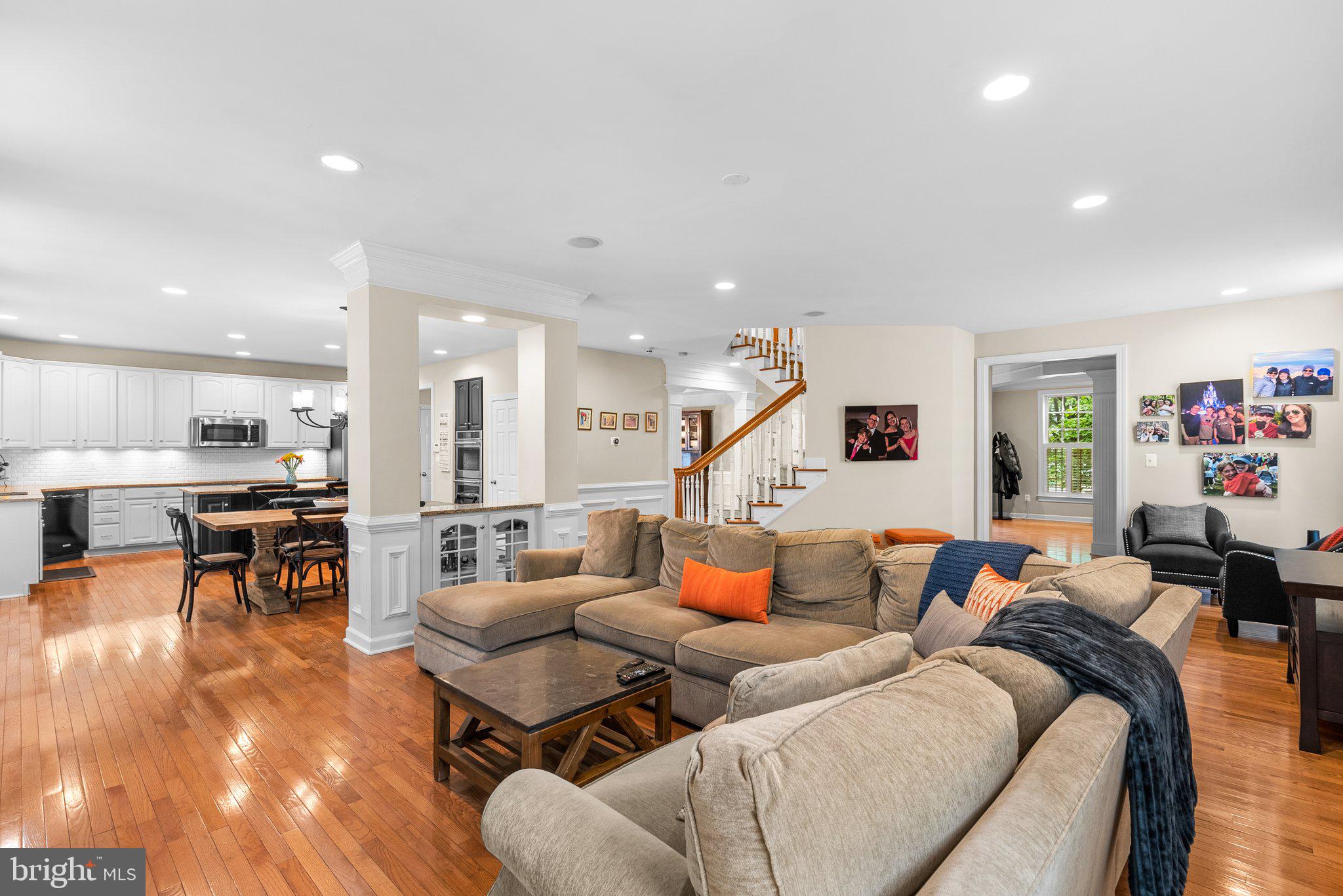 869 STILL CREEK LANE