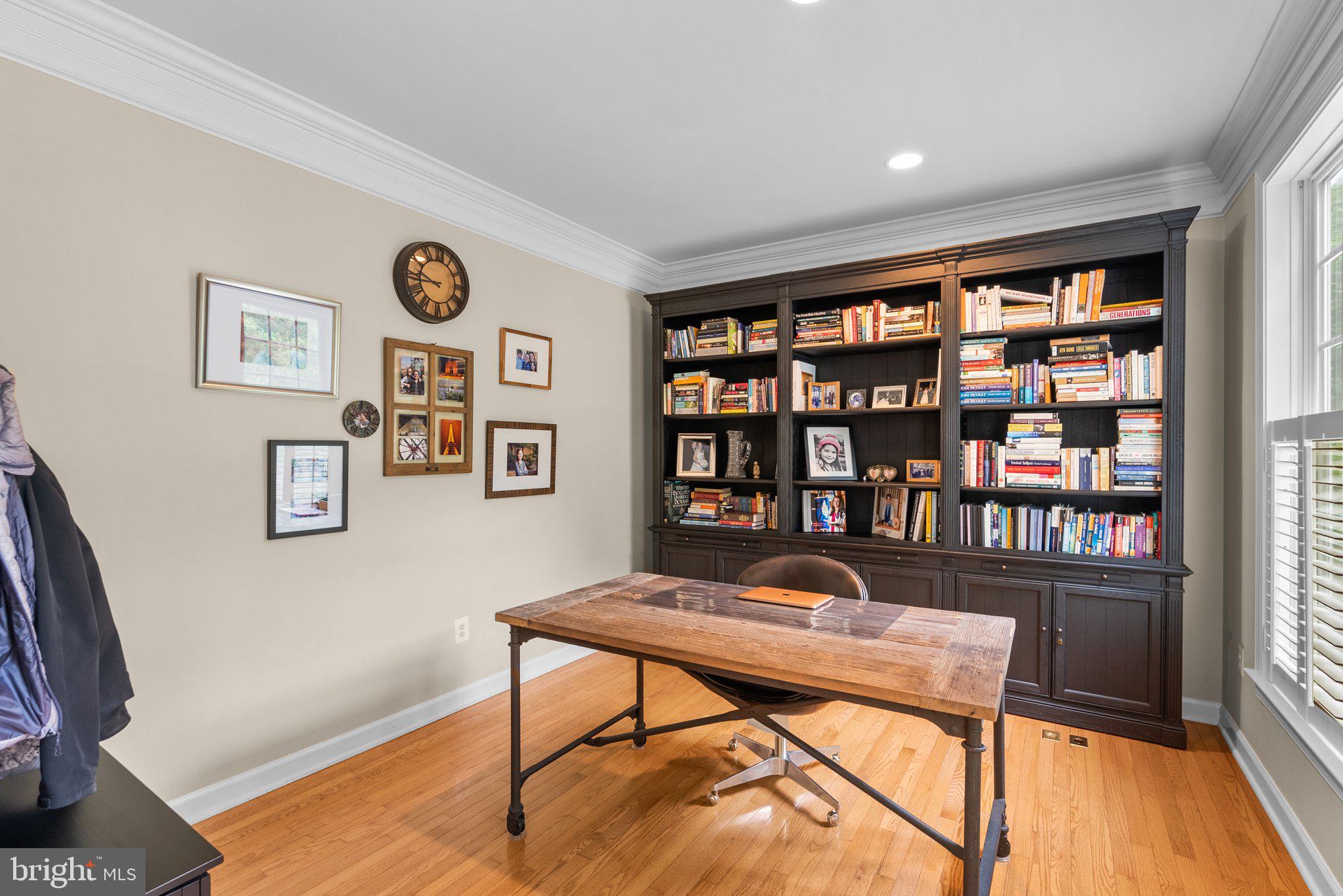 869 STILL CREEK LANE