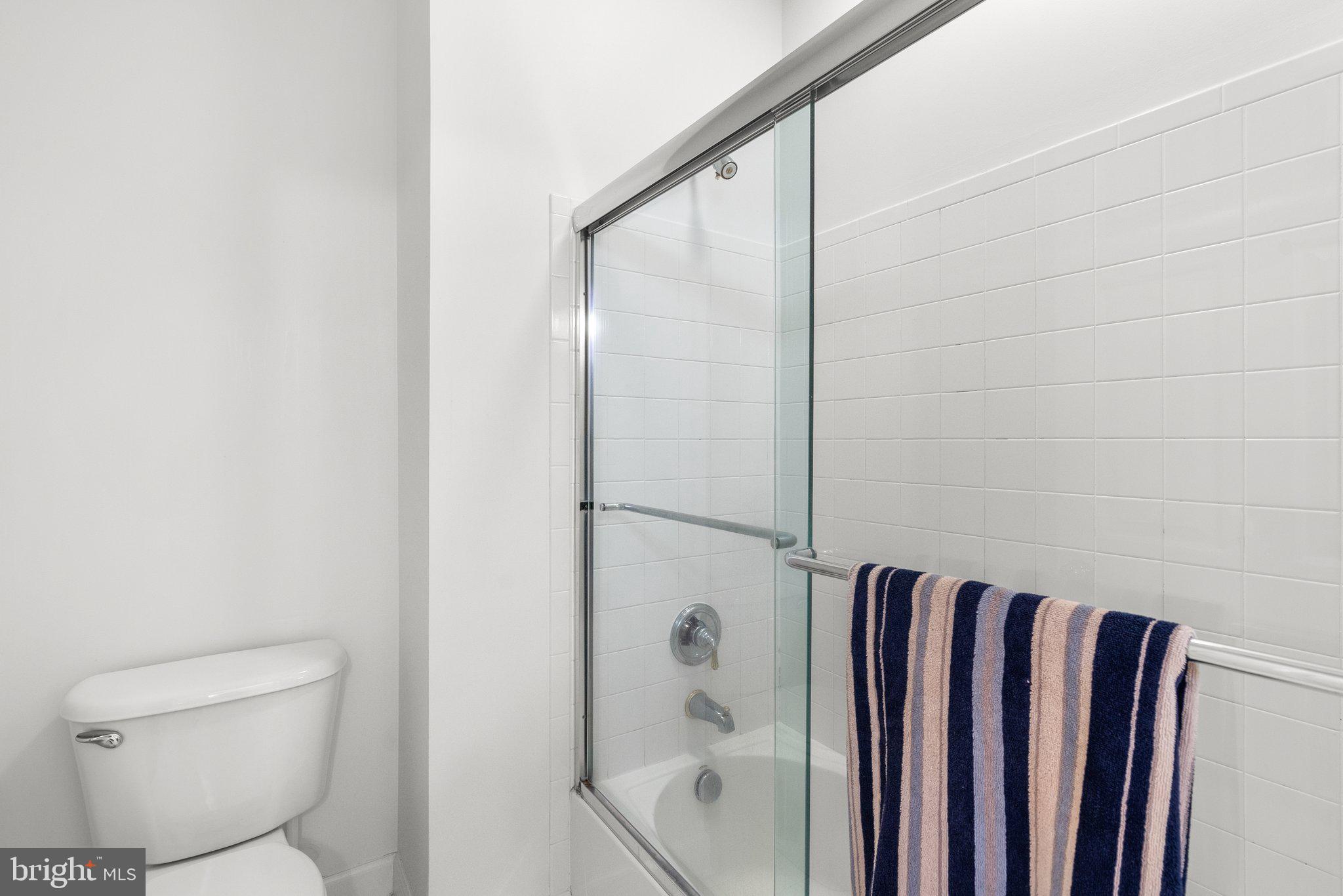 869 STILL CREEK LANE