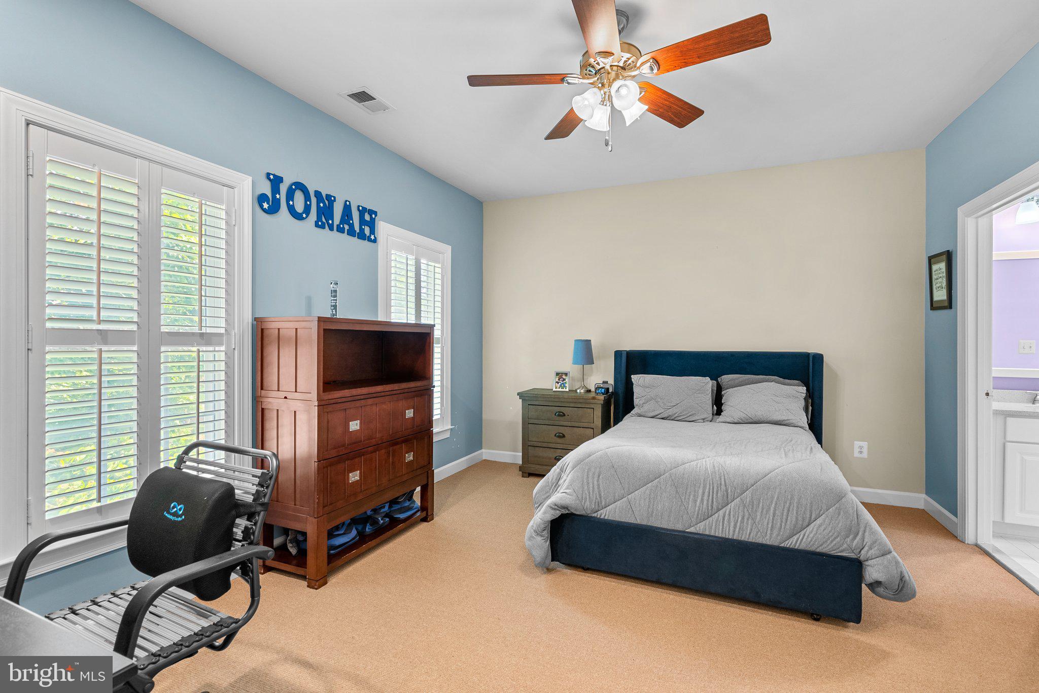 869 STILL CREEK LANE