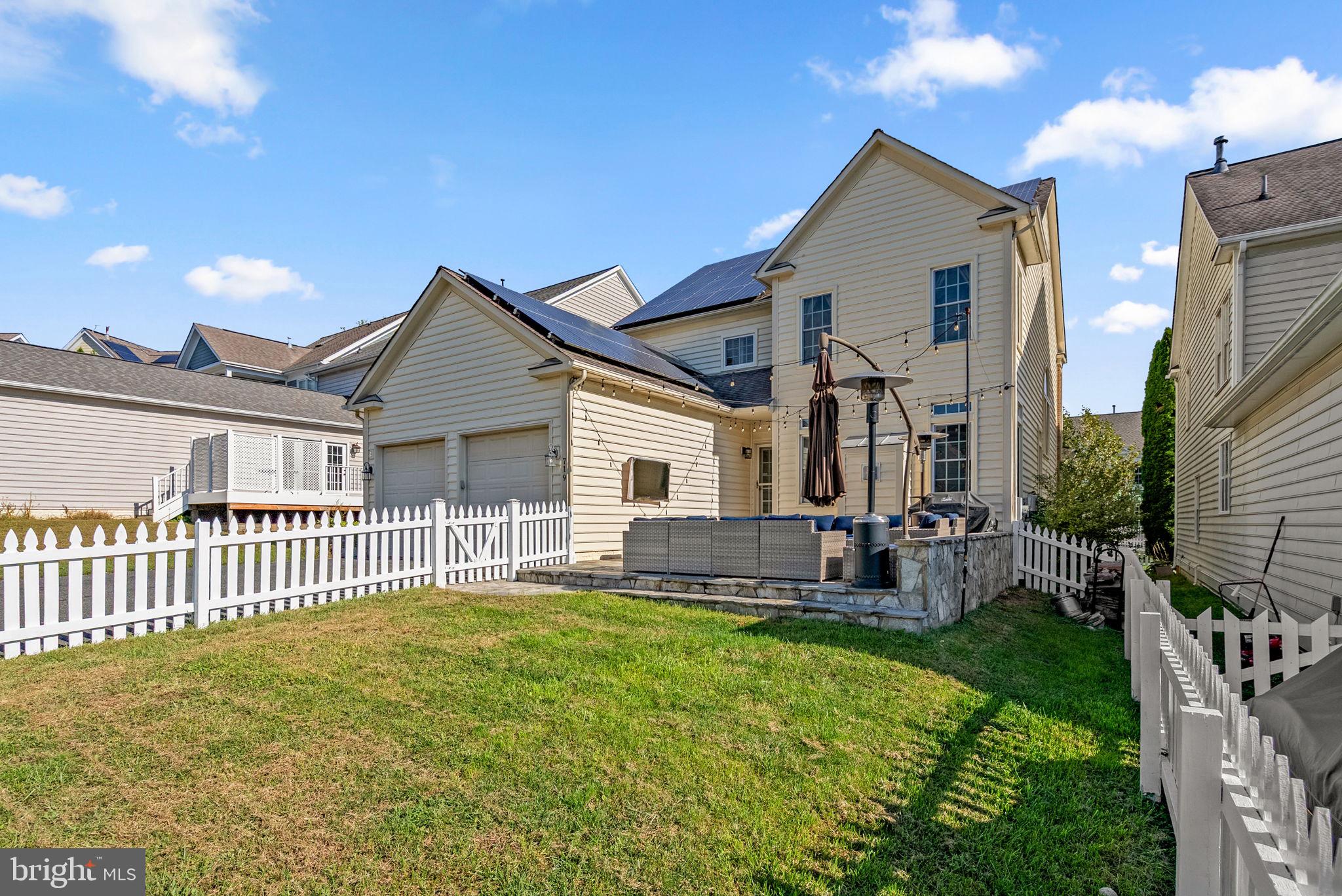719 GATESTONE STREET