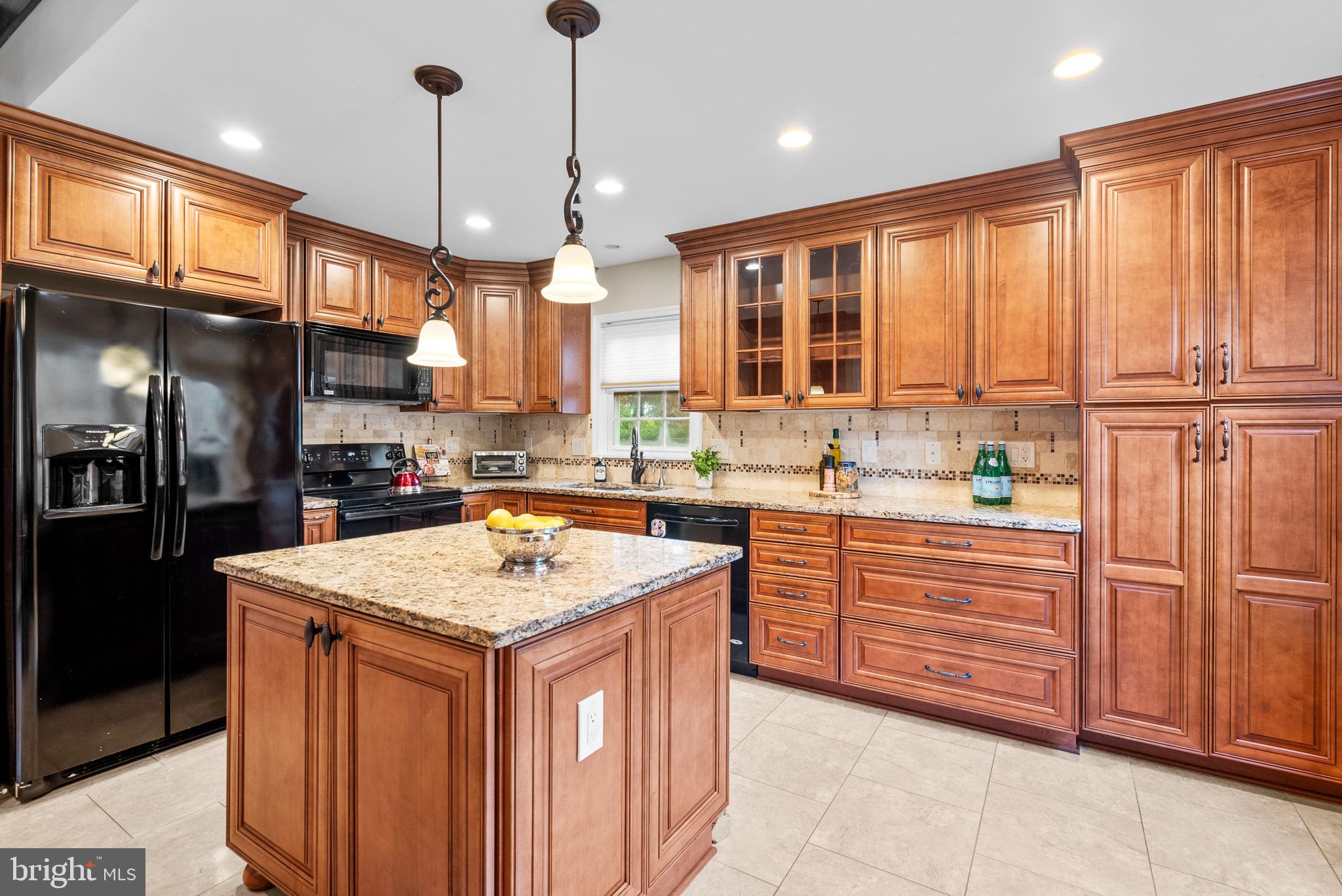 9836 DELLCASTLE ROAD