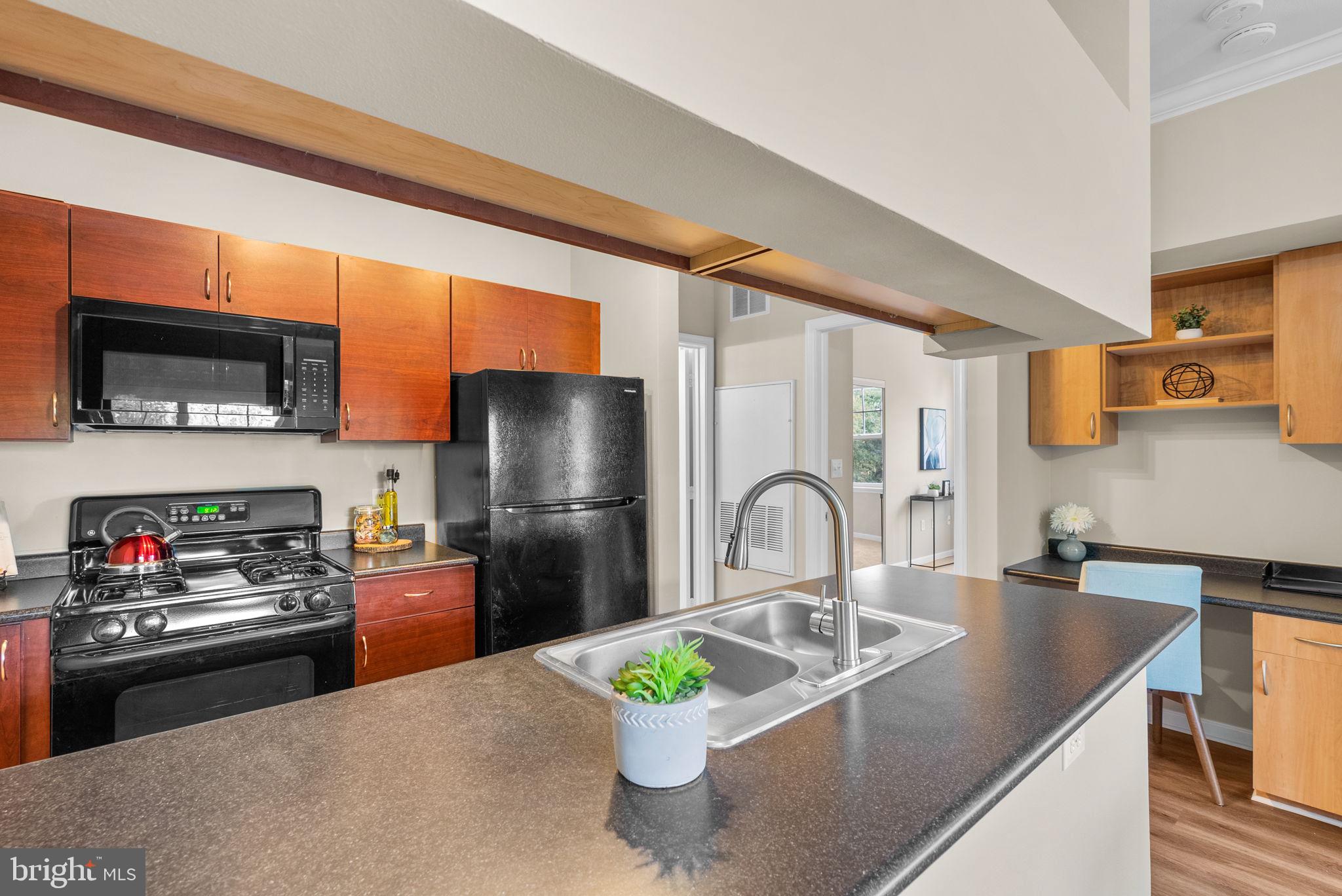 19621 GALWAY BAY CIRCLE 302