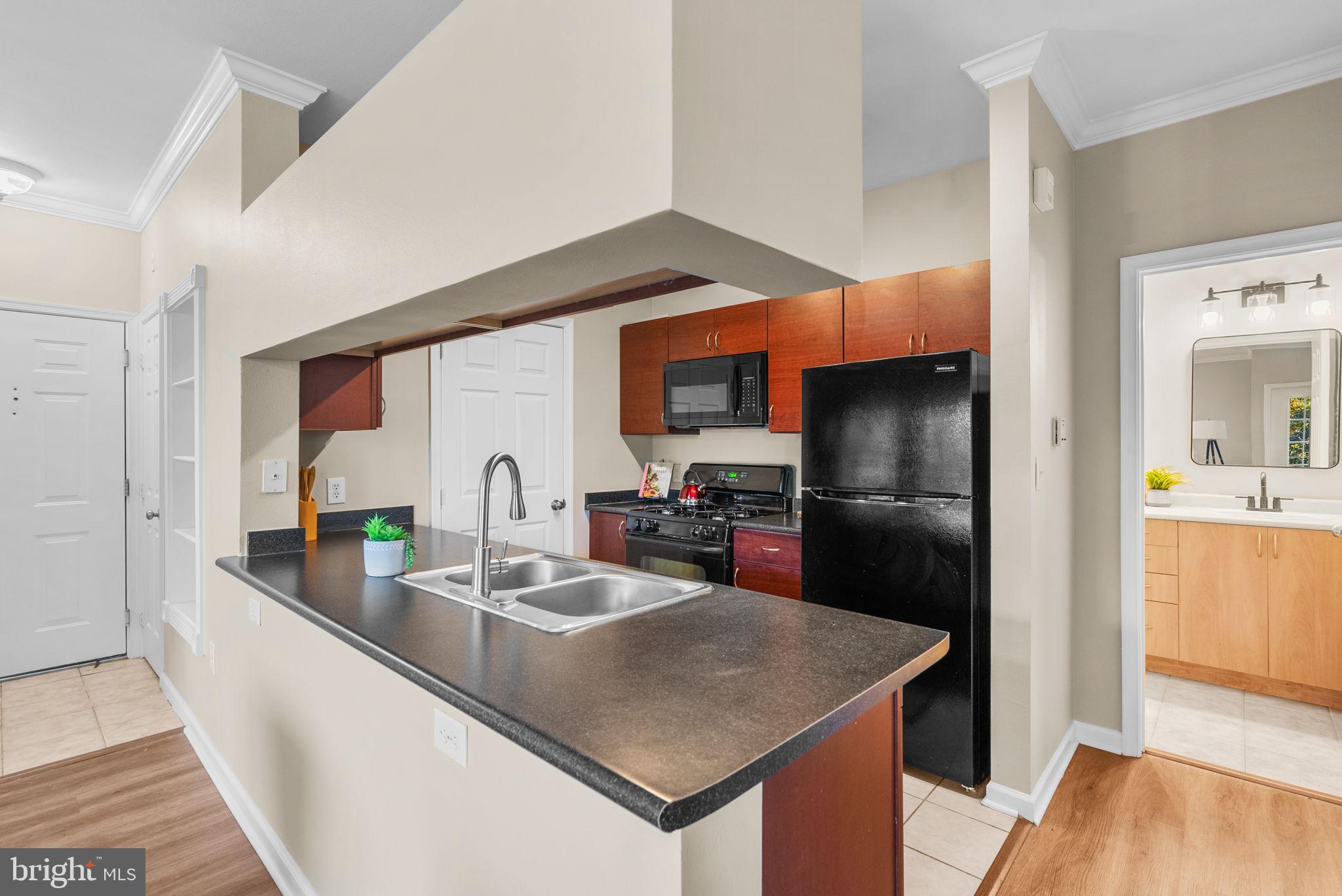 19621 GALWAY BAY CIRCLE 302