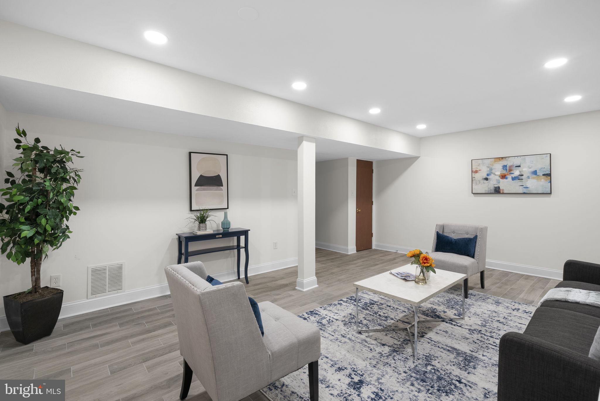 12236 GREENLEAF AVENUE