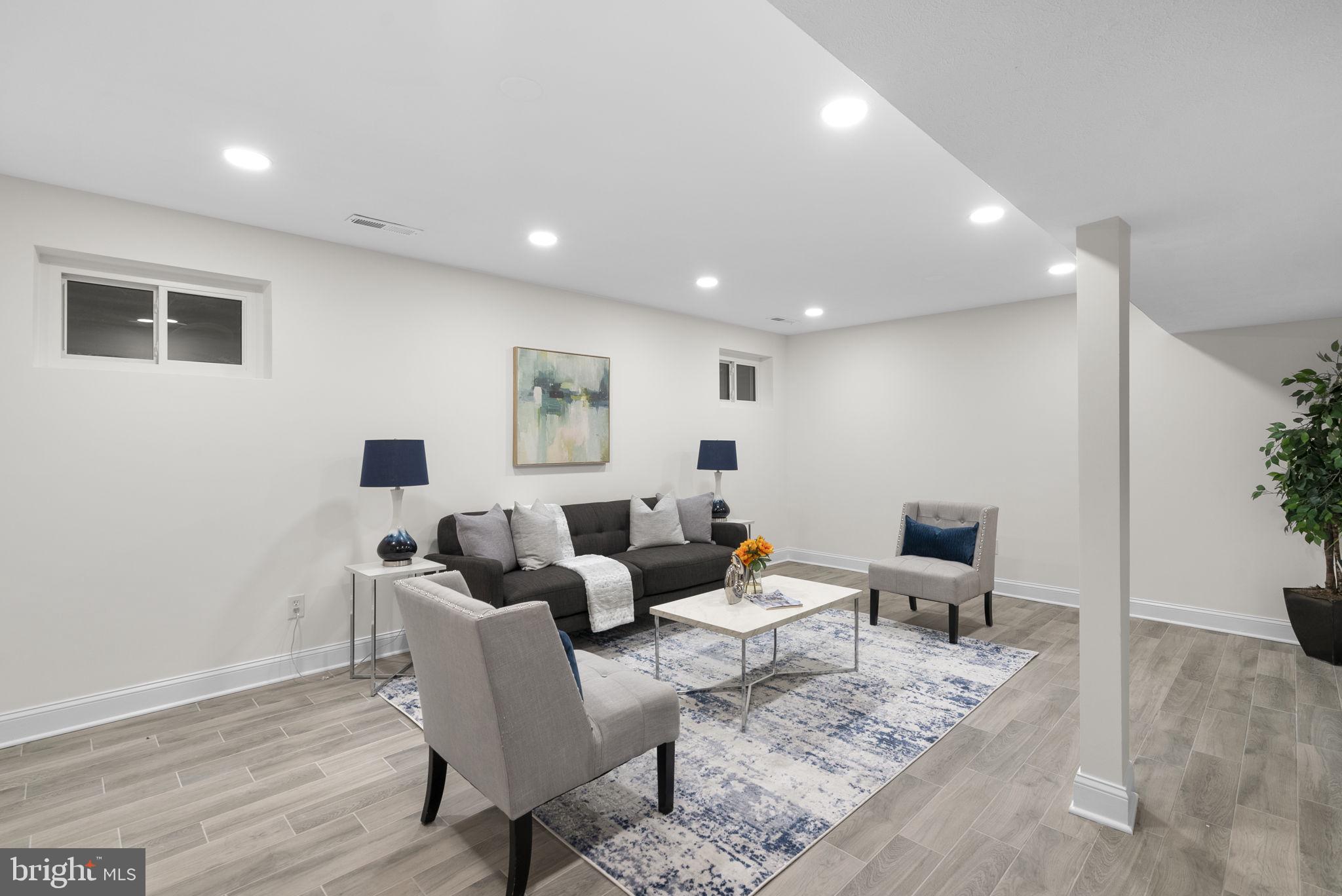 12236 GREENLEAF AVENUE