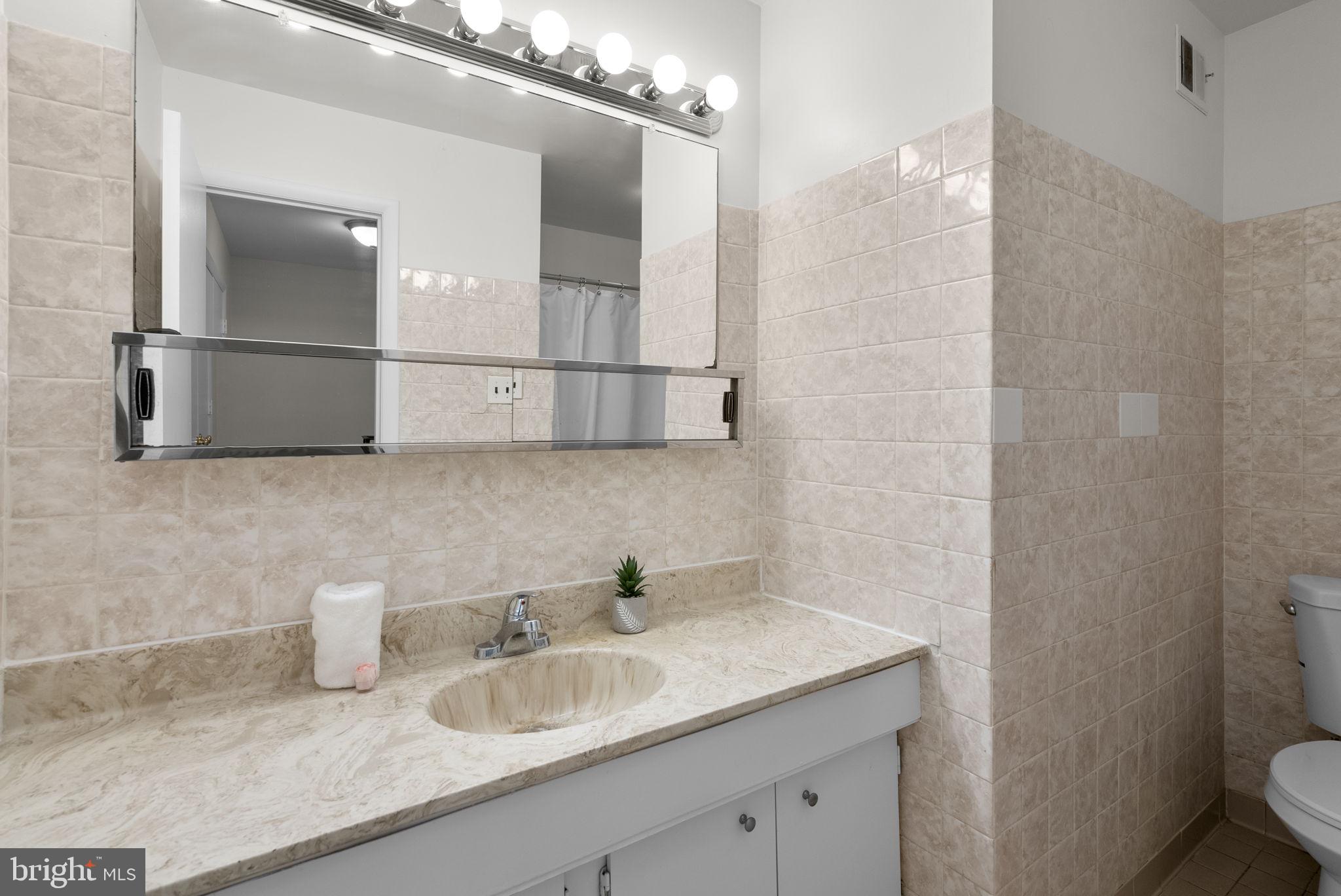 12236 GREENLEAF AVENUE