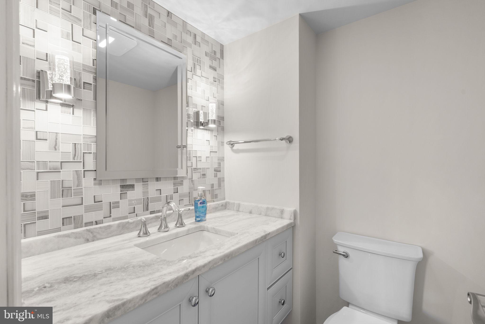 3330 N LEISURE WORLD BOULEVARD 5-604