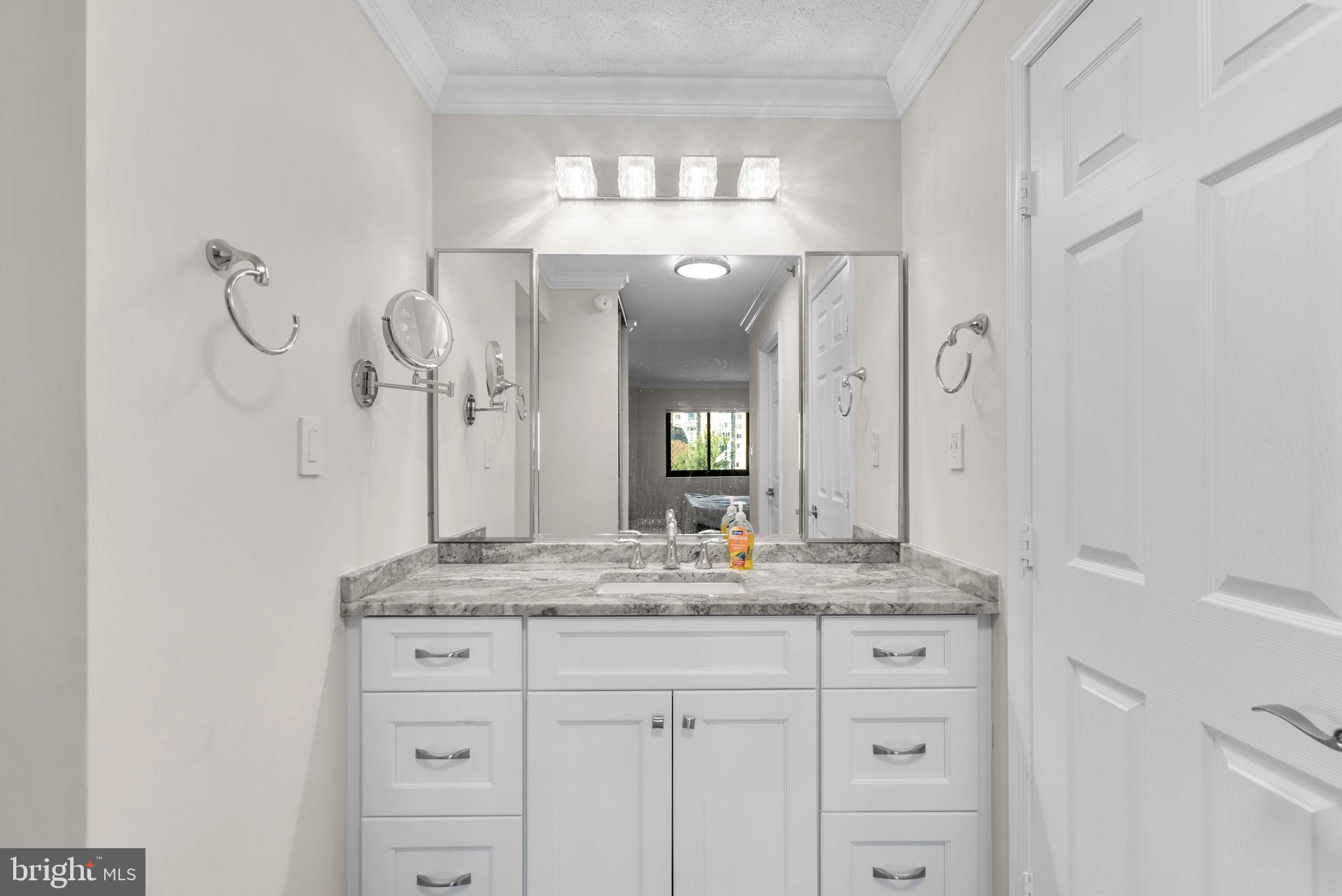 3330 N LEISURE WORLD BOULEVARD 5-604