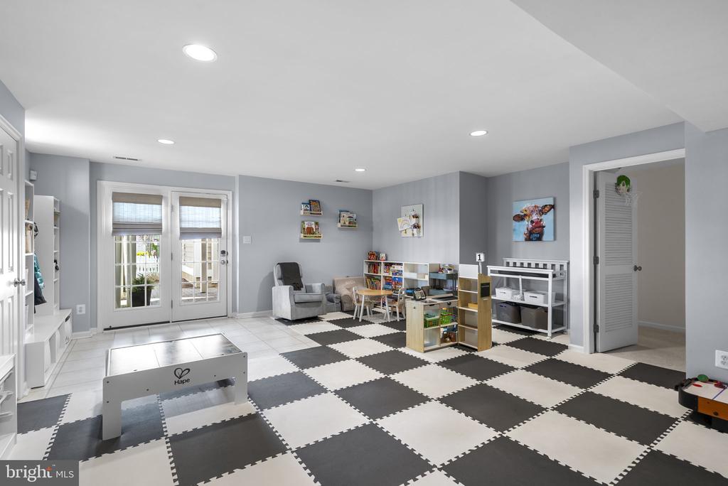 1339 MAIN STREET