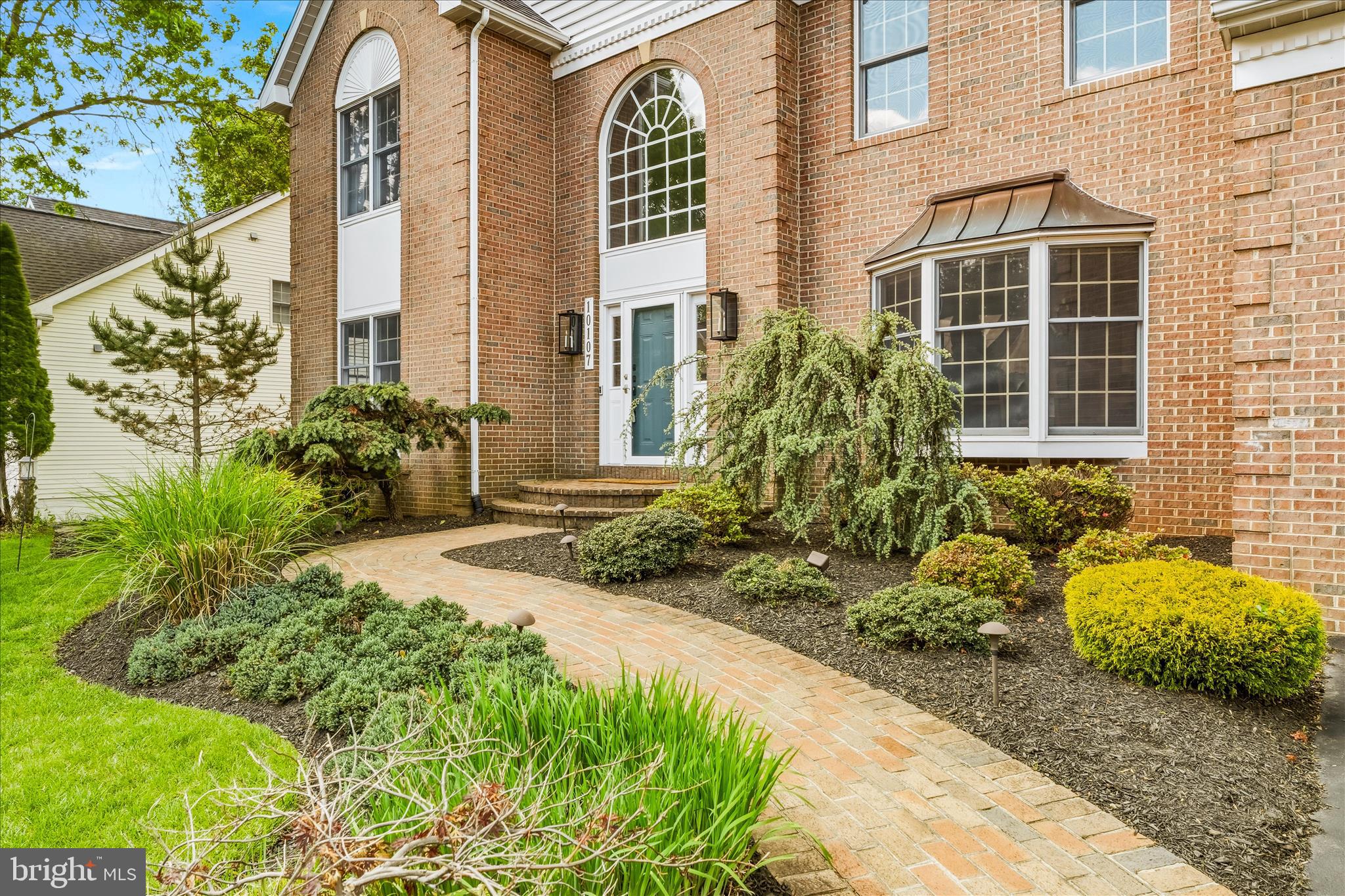 10107 DAPHNEY HOUSE WAY