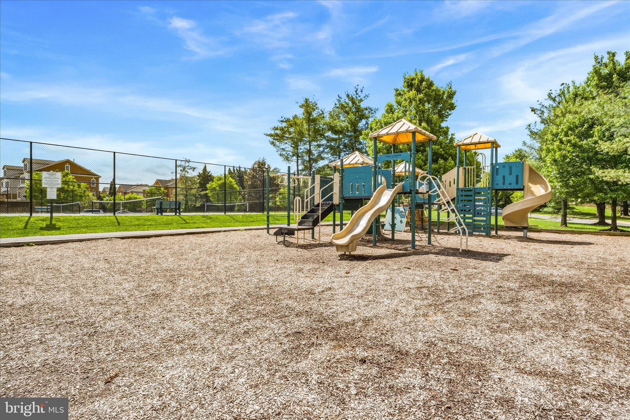 10107 DAPHNEY HOUSE WAY