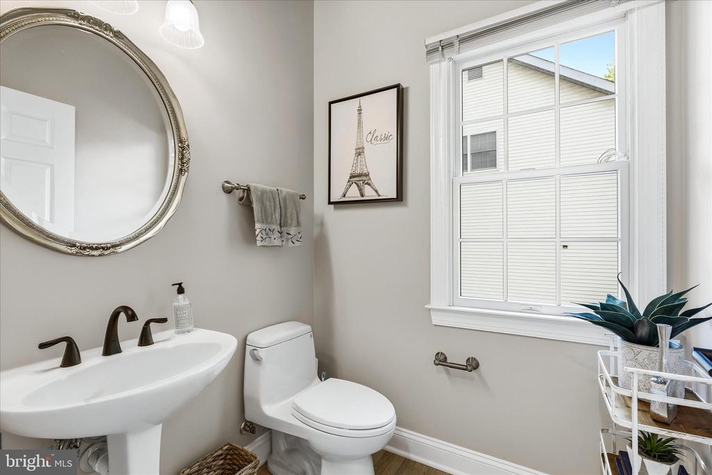 10107 DAPHNEY HOUSE WAY