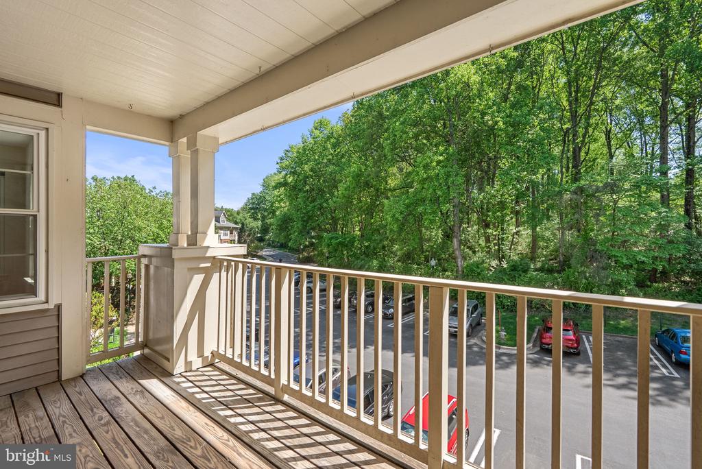 111 TIMBERBROOK LANE 304