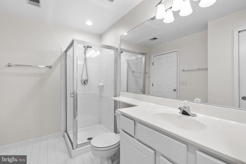 111 TIMBERBROOK LANE 304