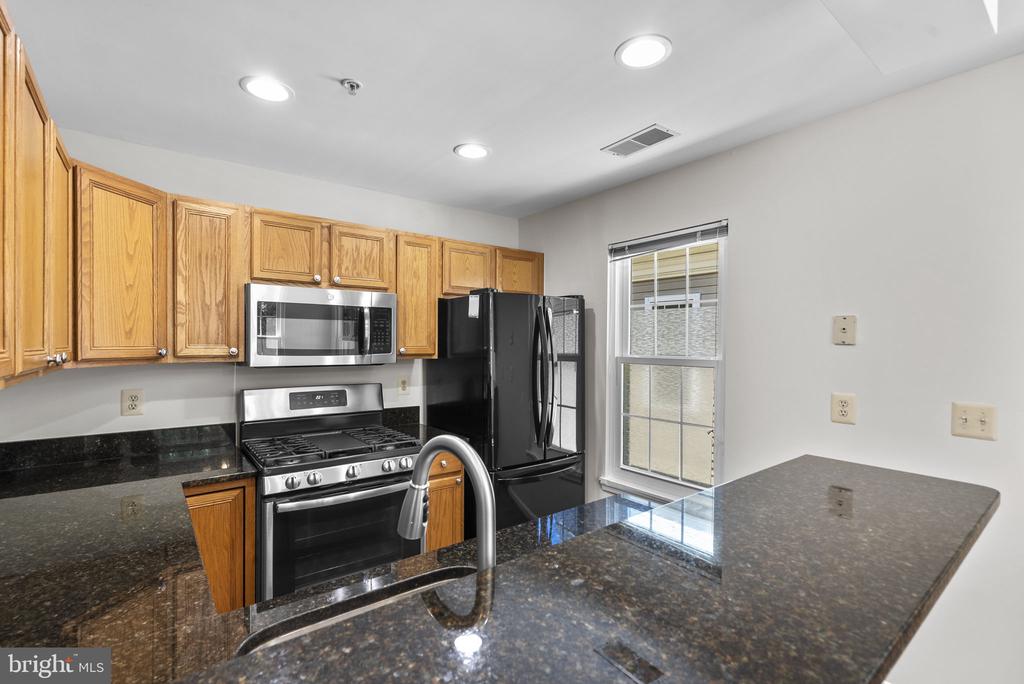 111 TIMBERBROOK LANE 304