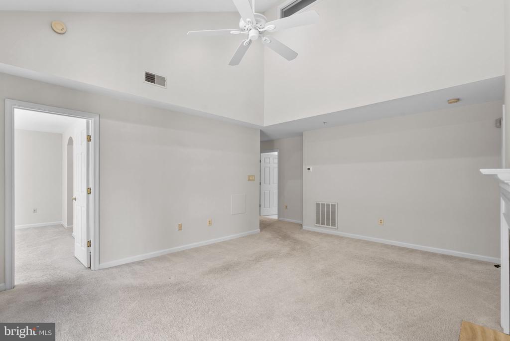 111 TIMBERBROOK LANE 304