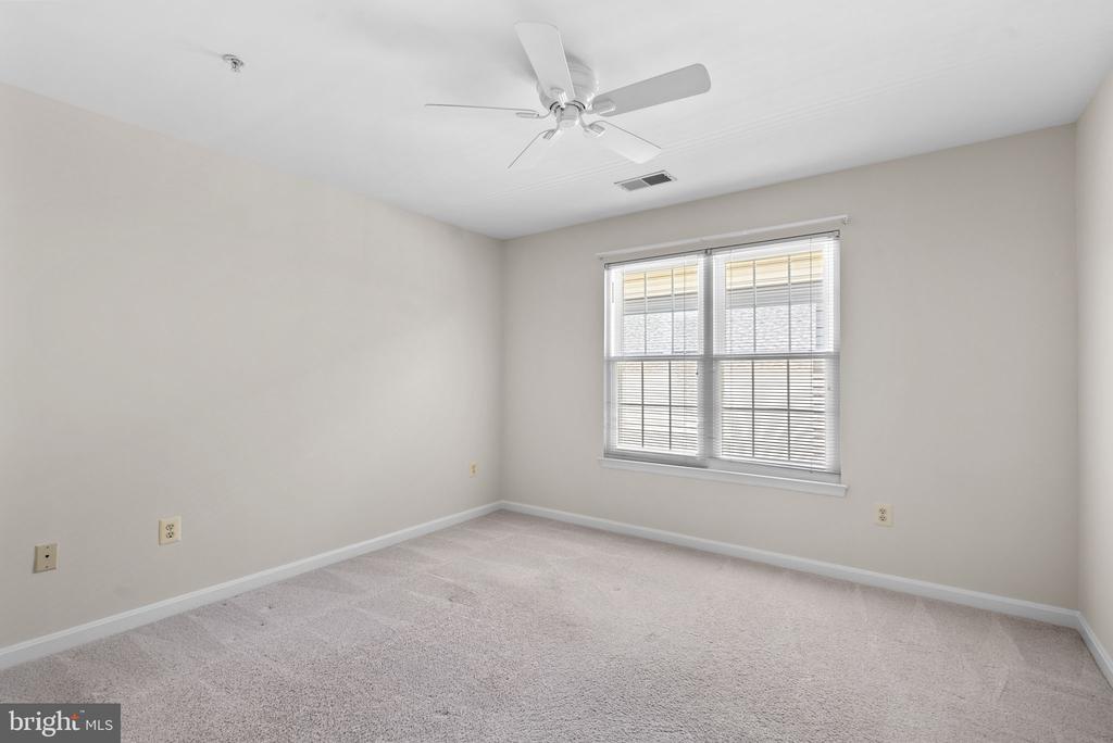 111 TIMBERBROOK LANE 304