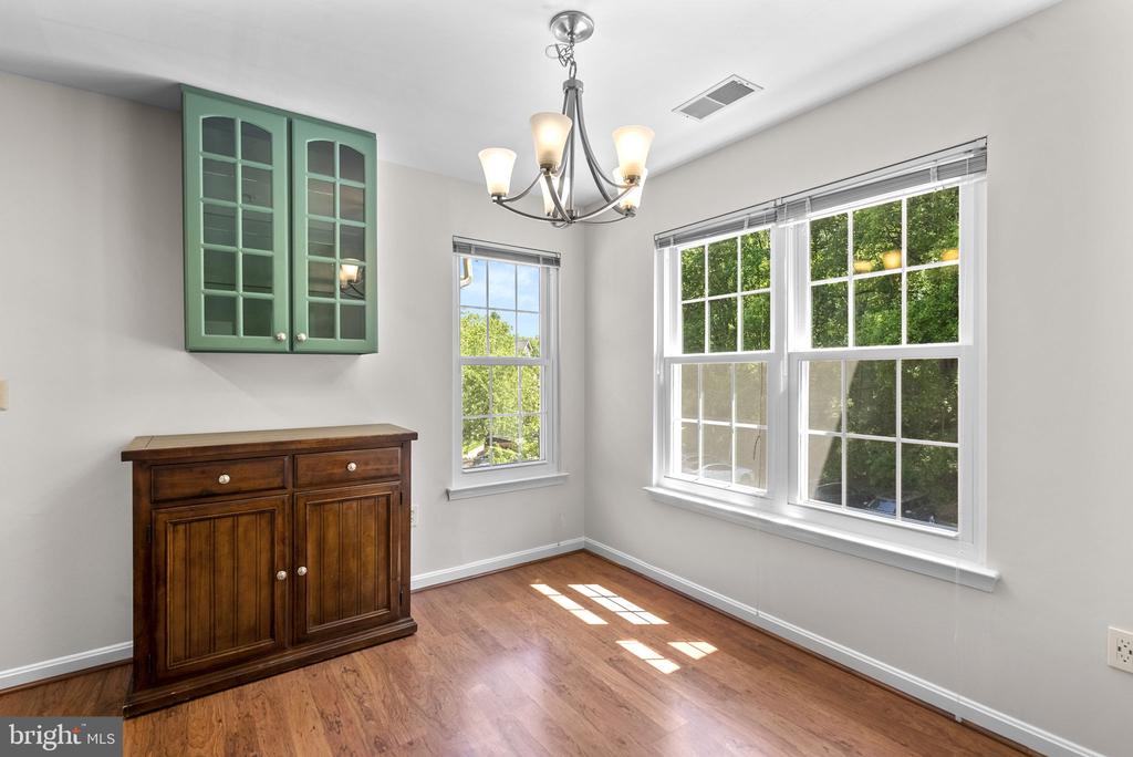 111 TIMBERBROOK LANE 304