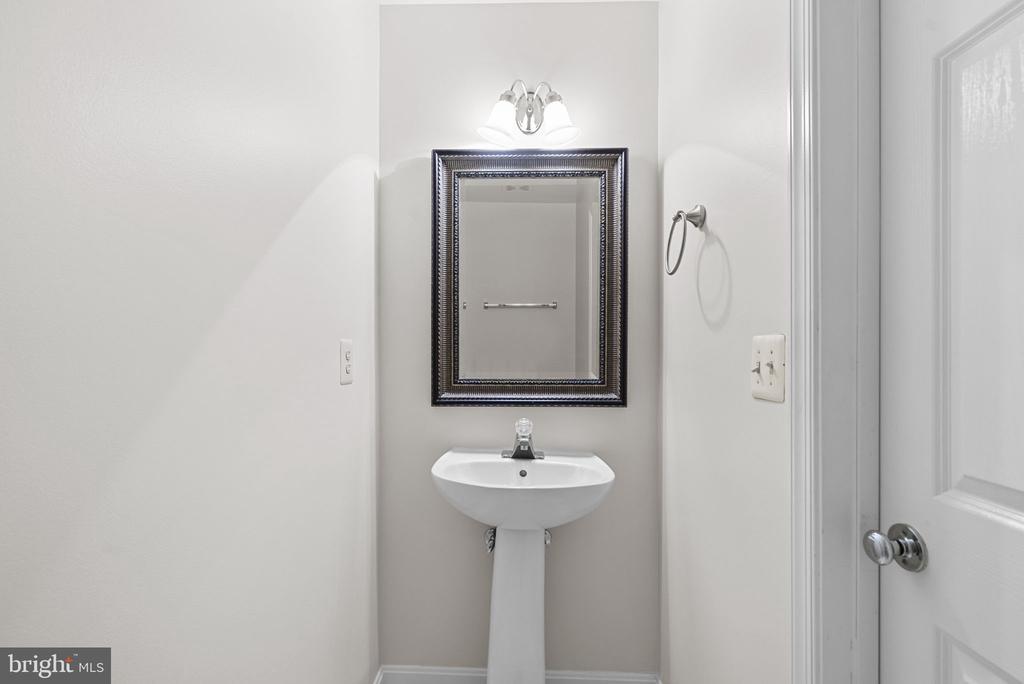 111 TIMBERBROOK LANE 304