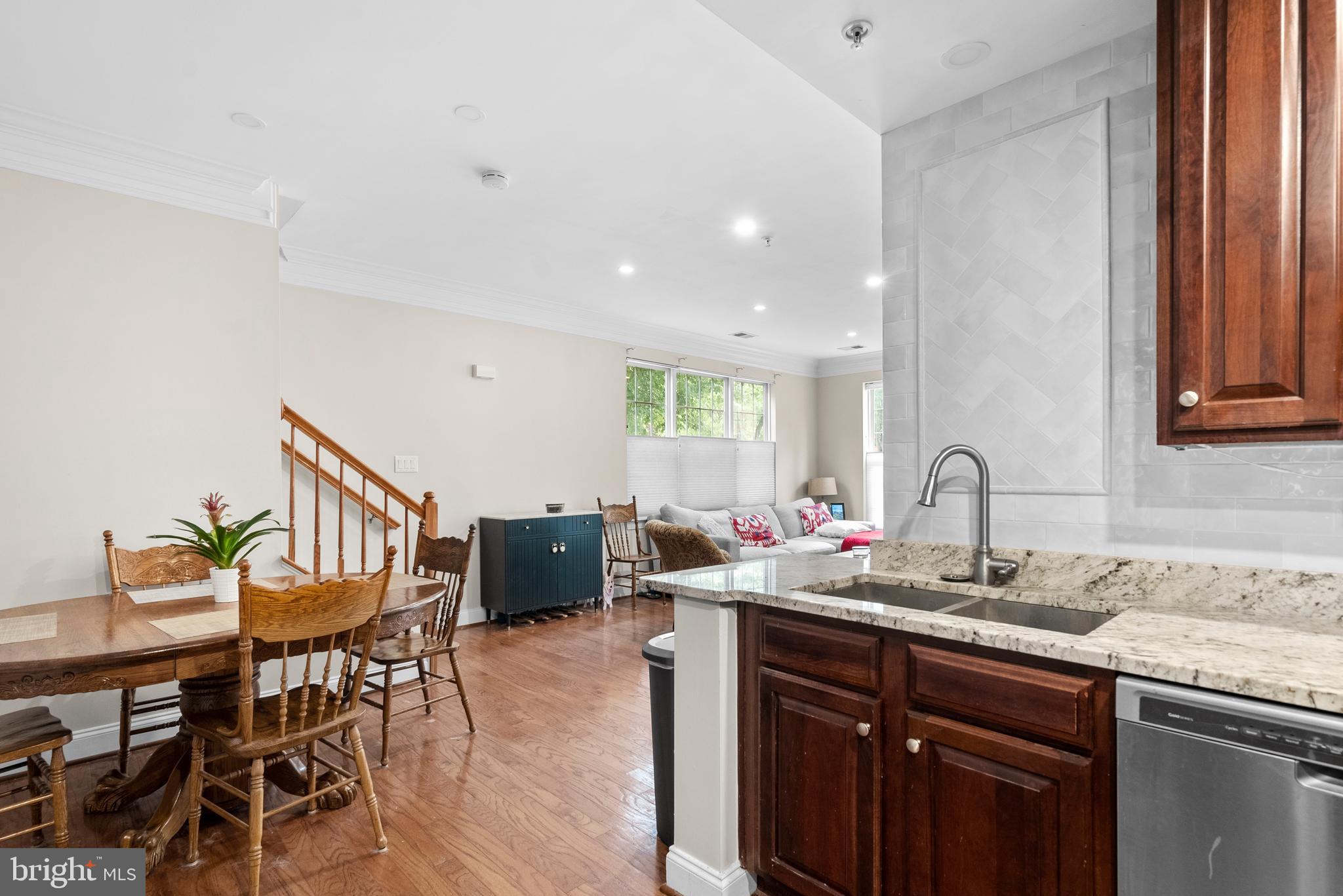 15 SWANTON LANE 100