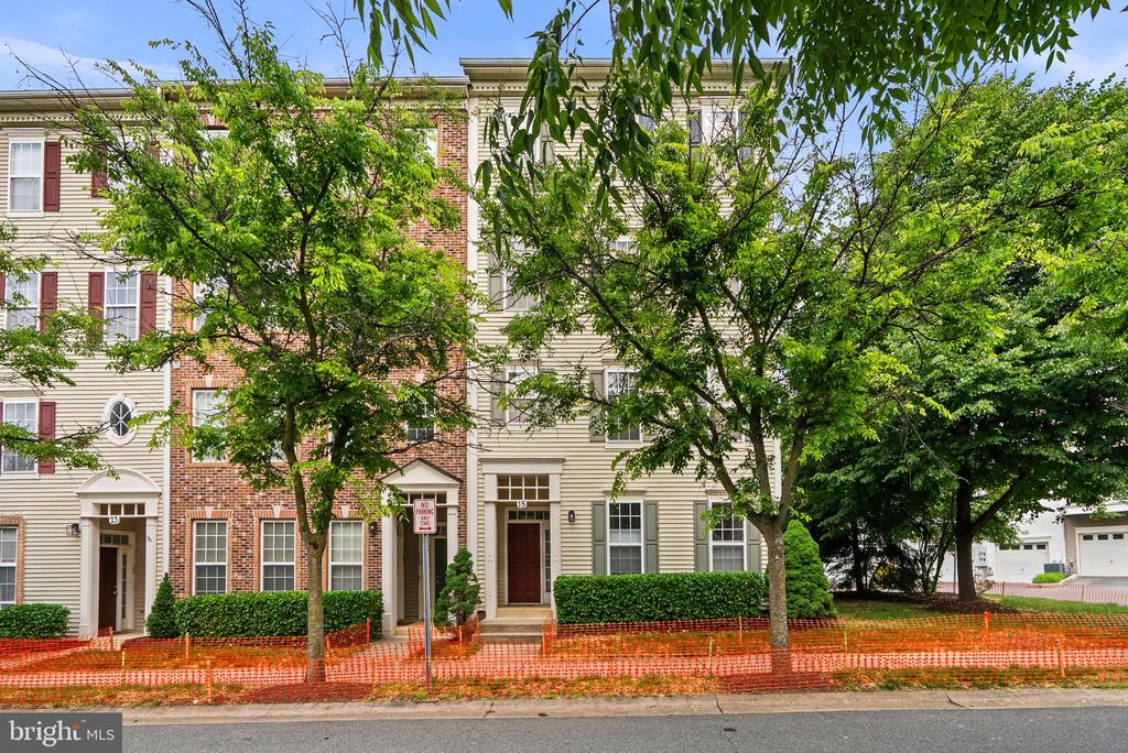15 SWANTON LANE 100