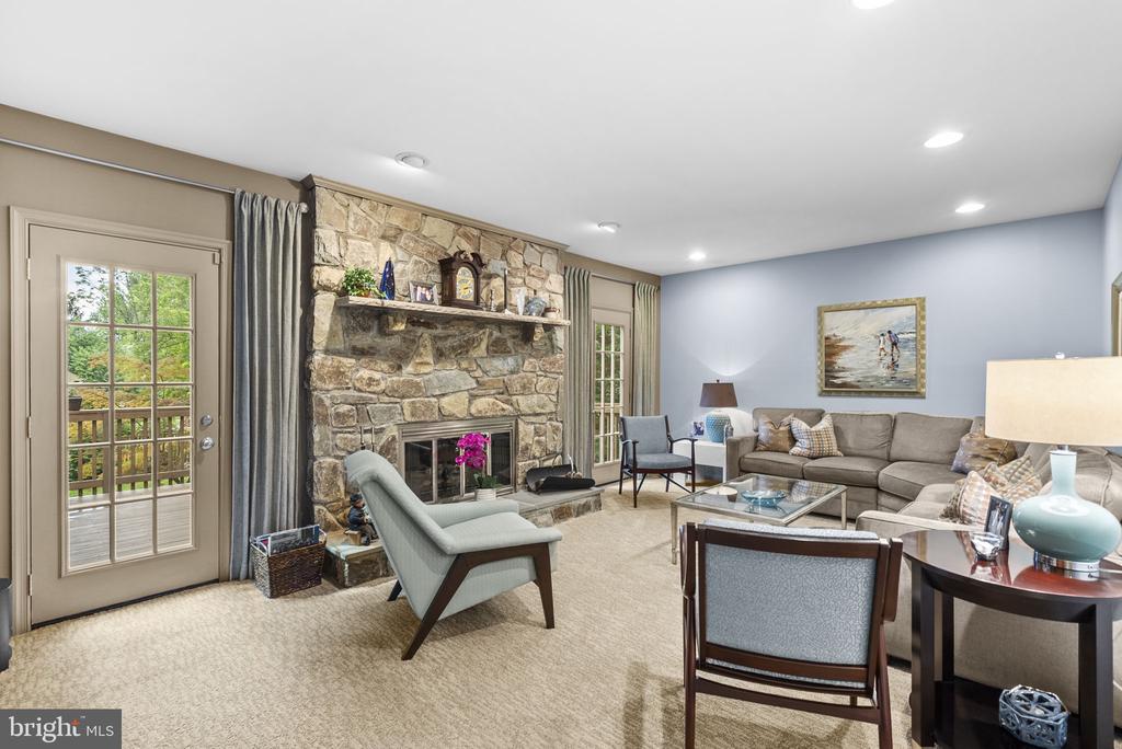 5820 MAGIC MOUNTAIN DRIVE
