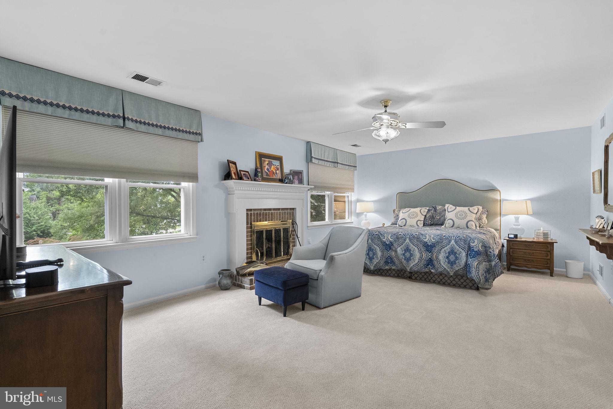 5820 MAGIC MOUNTAIN DRIVE