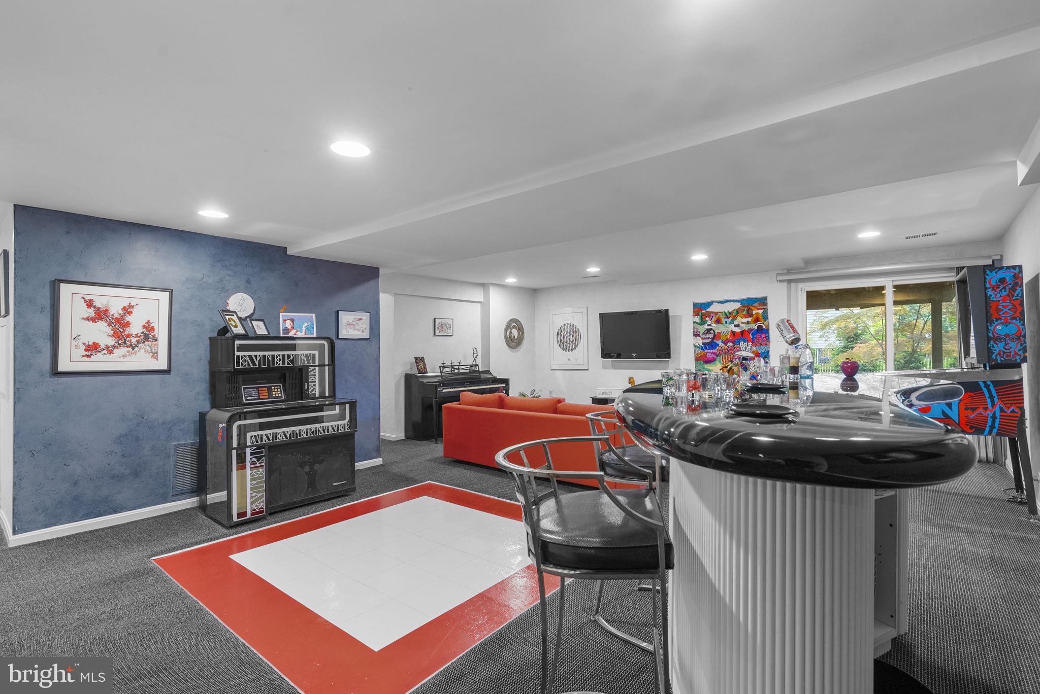 5820 MAGIC MOUNTAIN DRIVE
