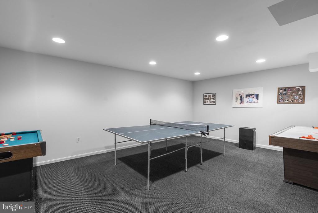 5820 MAGIC MOUNTAIN DRIVE