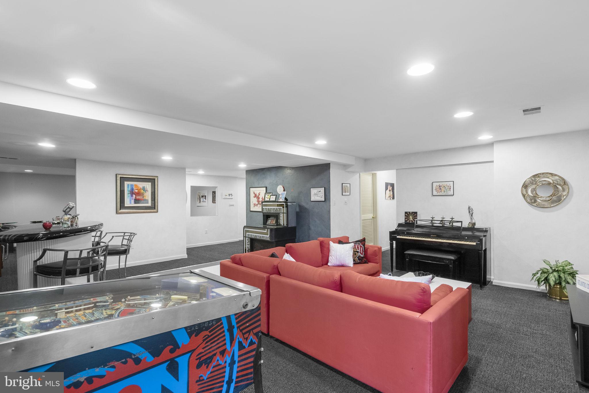 5820 MAGIC MOUNTAIN DRIVE