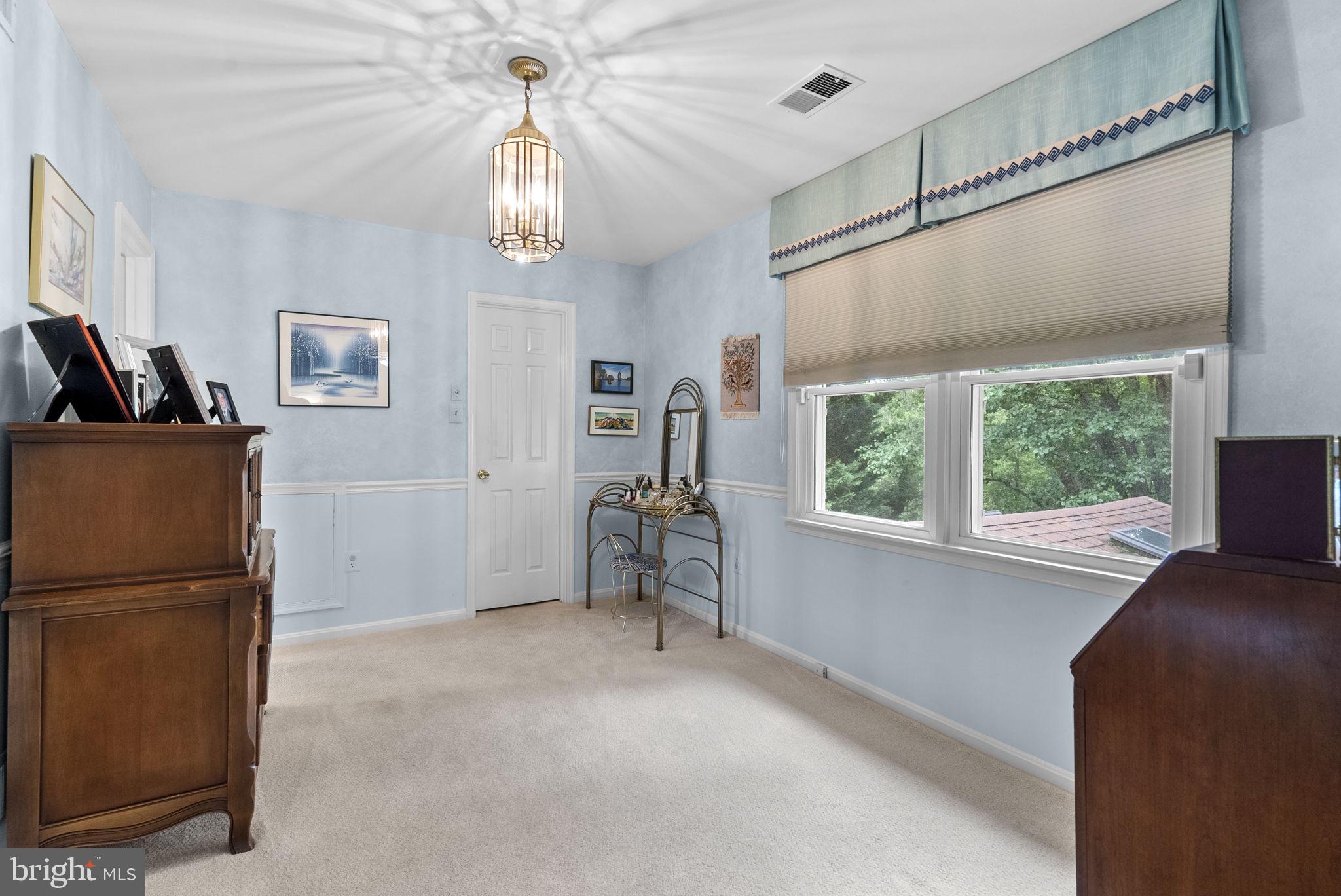 5820 MAGIC MOUNTAIN DRIVE