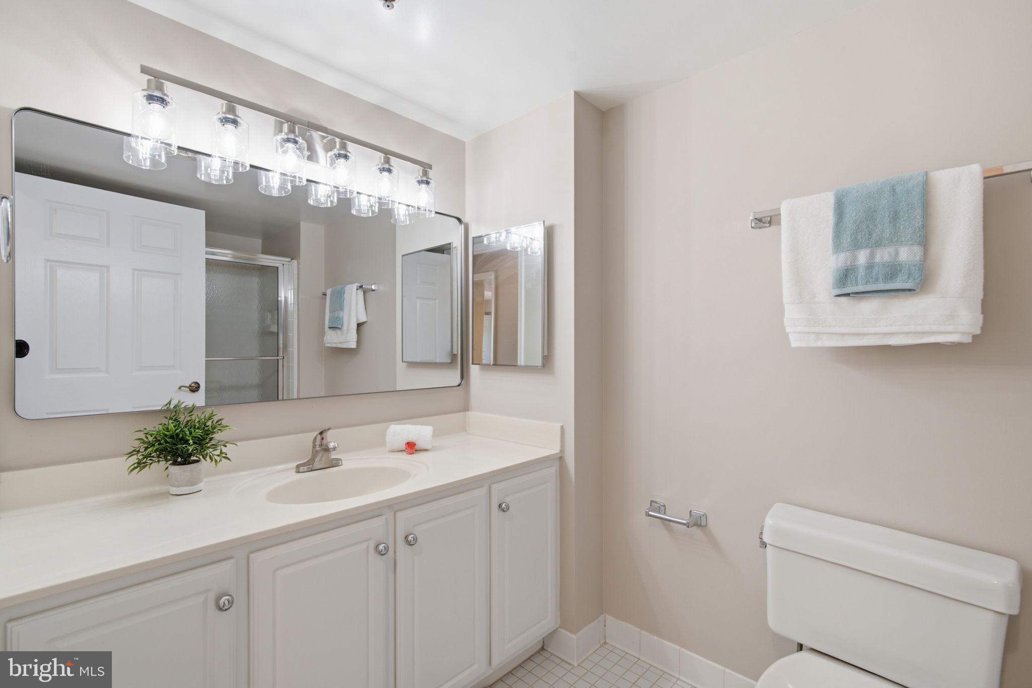 14805 PENNFIELD CIRCLE 304