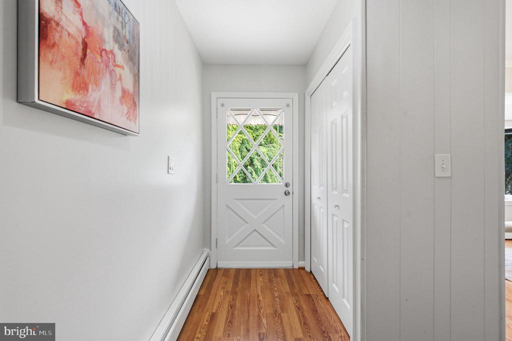 10808 KINGSTEAD ROAD