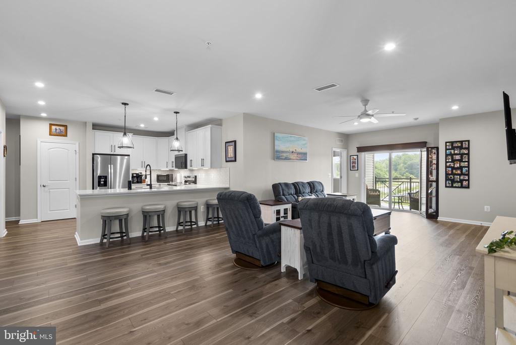 13210 PETREL STREET Unit: 3307