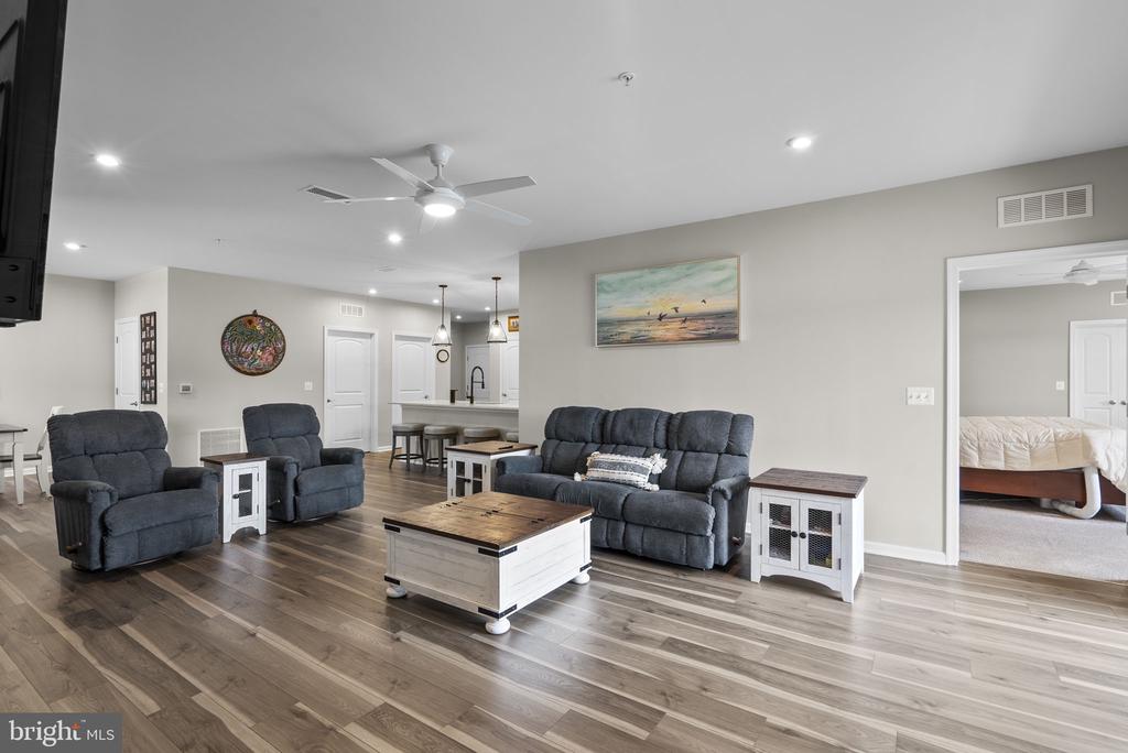 13210 PETREL STREET Unit: 3307