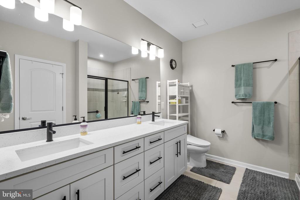 13210 PETREL STREET Unit: 3307