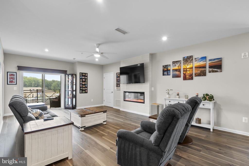 13210 PETREL STREET Unit: 3307