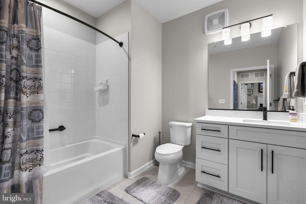 13210 PETREL STREET Unit: 3307
