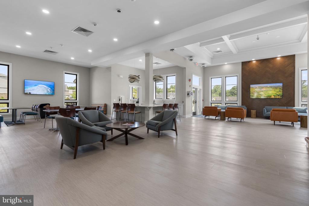 13210 PETREL STREET Unit: 3307