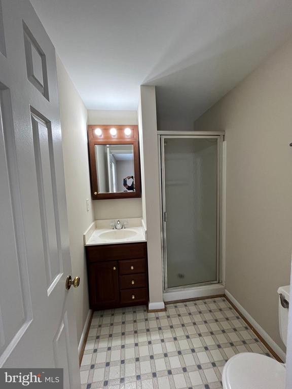 15705 ANAMOSA DRIVE